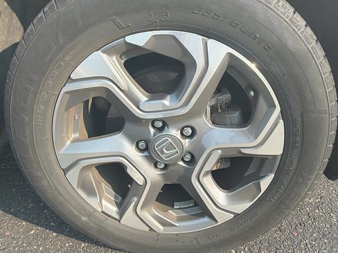 Used 2017 Honda CR-V EX image 4
