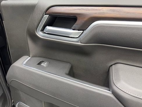 Used 2026 GMC Sierra 1500 SLT image 46