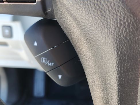 Used 2015 Subaru Forester 2.5i w/ Alloy Wheel Package image 29