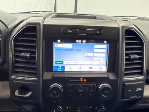 Used 2018 Ford F150 XLT w/ Equipment Group 302A Luxury RWD image 27