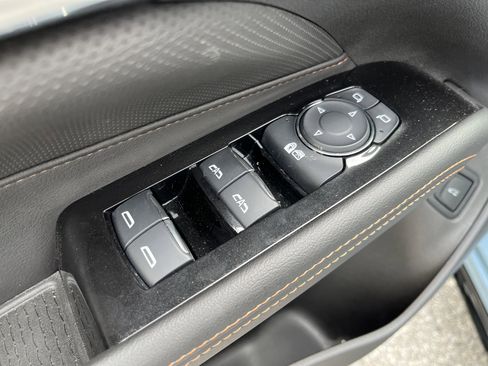 Used 2025 Cadillac CT4 V AWD/4WD image 15