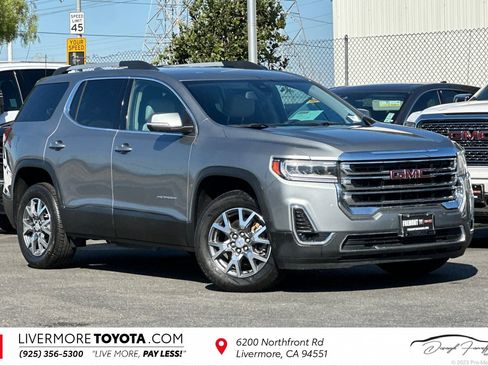 Used 2023 GMC Acadia SLT image 1