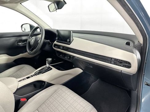 Used 2024 Honda HR-V LX image 27