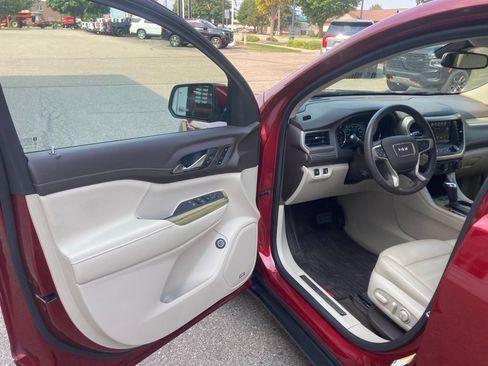 Certified 2019 GMC Acadia Denali AWD/4WD image 24