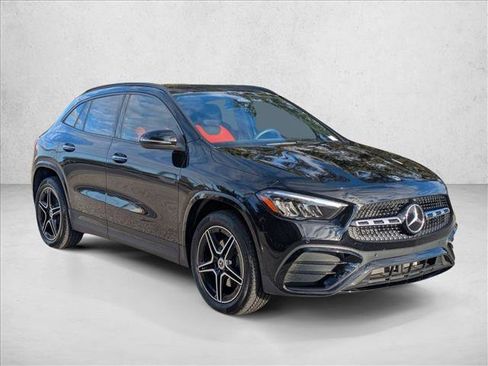 Used 2025 Mercedes-Benz GLA 250 image 3