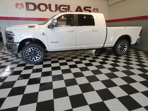 New 2026 RAM 2500 Limited image 1