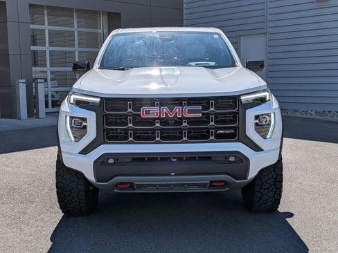 Used 2025 GMC Canyon AT4 w/ AT4X Package AWD/4WD image 9