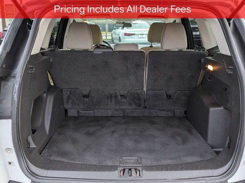 Used 2017 Ford Escape SE w/ Equipment Group 201A FWD image 13