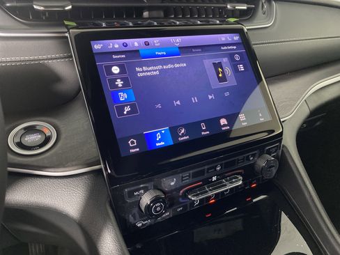 New 2025 Jeep Grand Cherokee L Limited w/ Black Appearance Package image 3