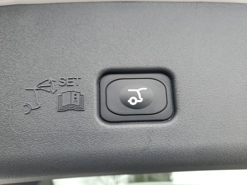 New 2026 Lincoln Nautilus Premier w/ Equipment Group 102A image 34