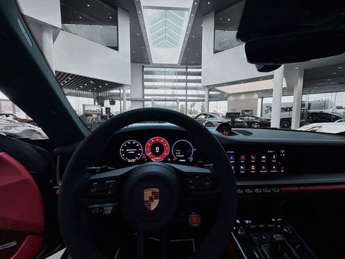 Certified 2025 Porsche 911 Carrera S RWD image 25