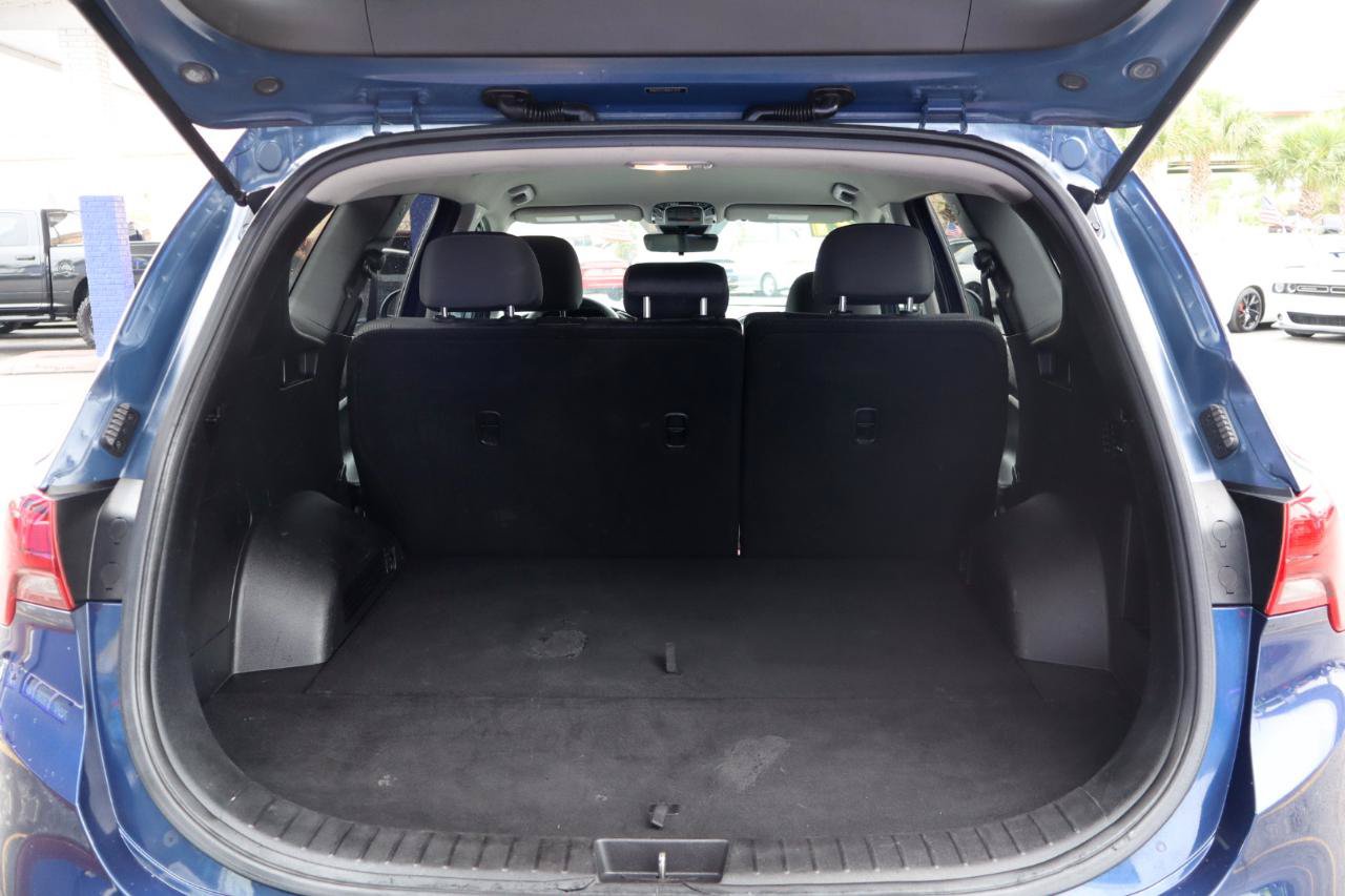 Used 2021 Hyundai Santa Fe SE AWD/4WD image 8