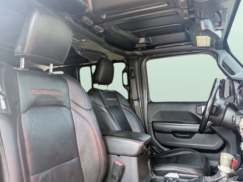 Used 2021 Jeep Wrangler Unlimited Rubicon image 40