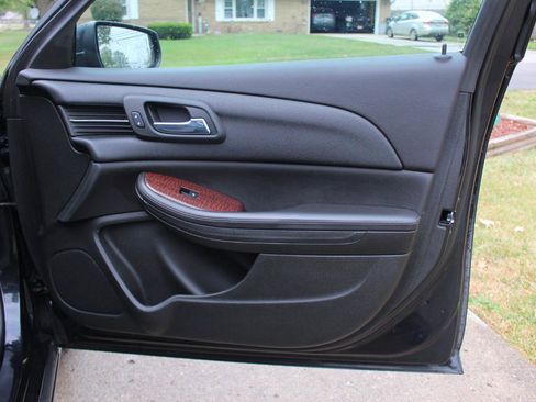 Used 2013 Chevrolet Malibu LT image 36