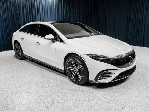 New 2026 Mercedes-Benz EQS 450+ 4MATIC Sedan image 3