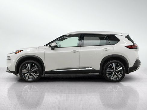 Used 2023 Nissan Rogue Platinum w/ Platinum Premium Package AWD/4WD image 2