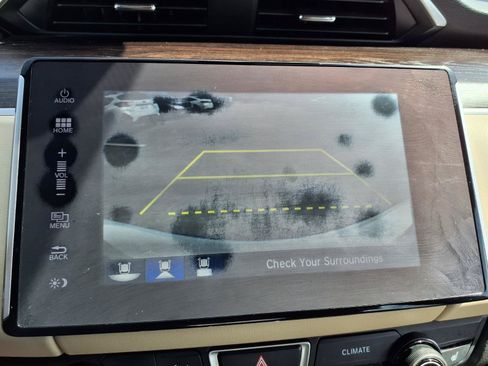 Used 2021 Honda Clarity Plug-In Hybrid image 5