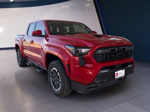 Certified 2026 Toyota Tacoma TRD Sport RWD image 7