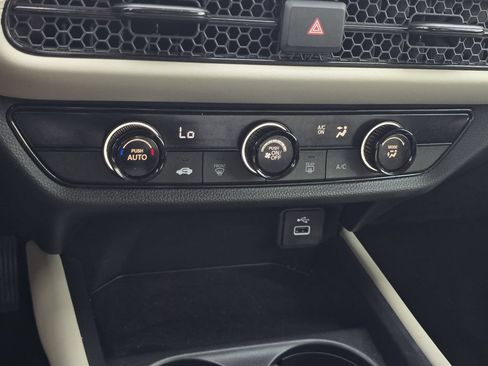 Used 2025 Honda HR-V LX image 20