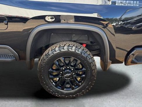 Used 2026 Chevrolet Silverado 2500 LTZ w/ LTZ Plus Package AWD/4WD image 35