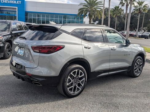Certified 2025 Chevrolet Blazer RS image 3