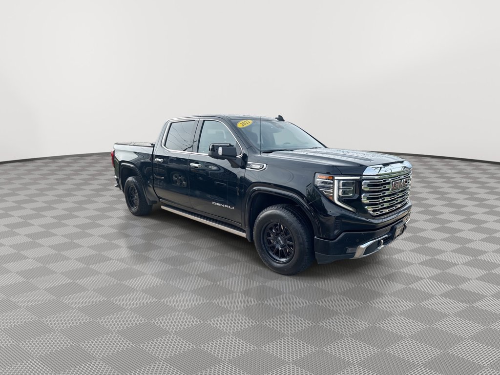 Used 2022 GMC Sierra 1500 Denali AWD/4WD image 2