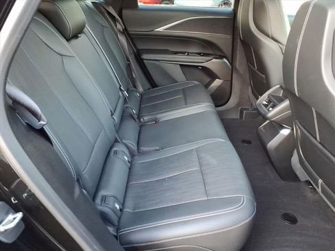 Certified 2024 Cadillac Lyriq Luxury image 20