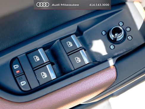 Used 2023 Audi Q5 2.0T Premium w/ Convenience Package AWD/4WD image 21