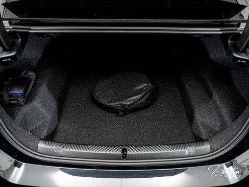 Used 2026 BMW M5 w/ Carbon Package AWD/4WD image 18