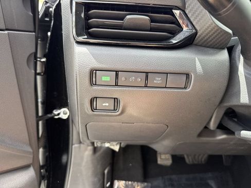 Used 2023 Nissan Sentra SV FWD image 55
