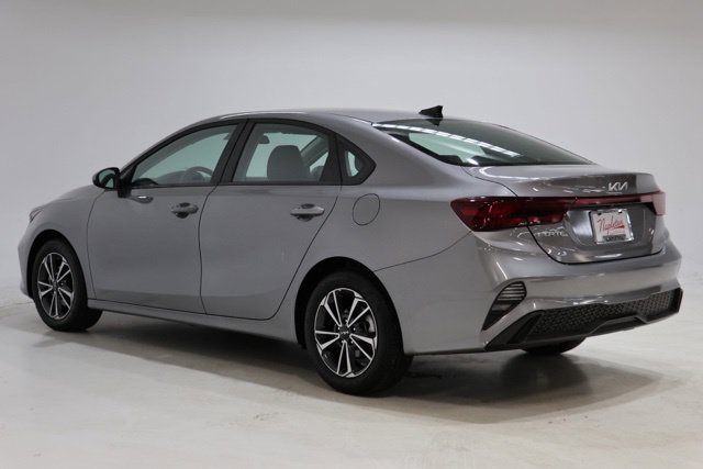 Used 2024 Kia Forte LXS FWD image 5