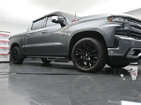 Used 2021 Chevrolet Silverado 1500 LTZ image 18