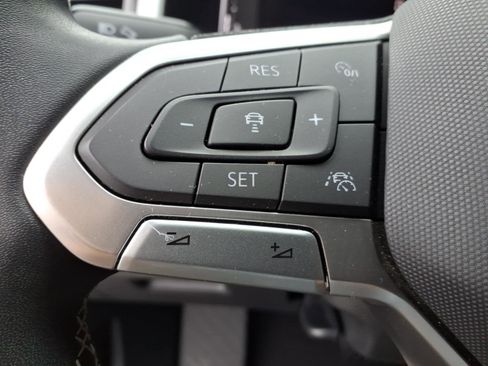 Certified 2023 Volkswagen Atlas Cross Sport SEL AWD/4WD image 19