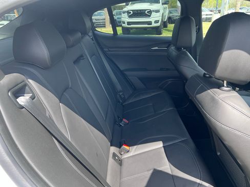 Used 2024 Alfa Romeo Stelvio Sprint image 10