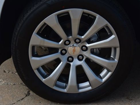 New 2026 Chevrolet Suburban Premier w/ Sun And Tow Package image 10