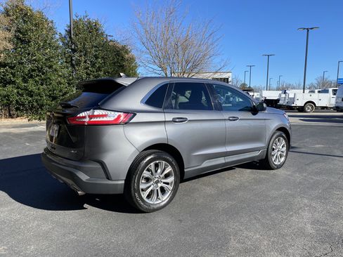 Used 2024 Ford Edge Titanium image 9