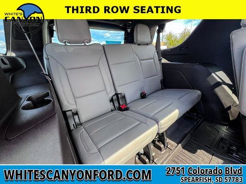 Used 2023 GMC Yukon SLT w/ SLT Luxury Package AWD/4WD image 16
