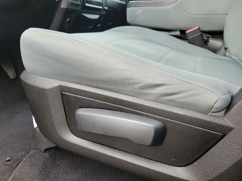 Used 2019 RAM 1500 Express image 12