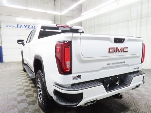 Used 2023 GMC Sierra 1500 AT4 w/ Technology Package image 5
