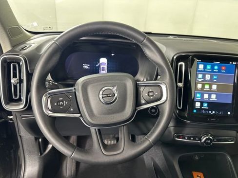 Used 2024 Volvo XC40 B5 Plus w/ Climate Package image 14