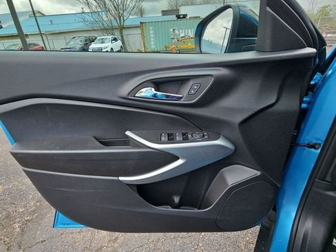 New 2026 Chevrolet Trax RS FWD image 24