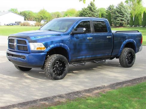 Used 2011 RAM 2500 SLT w/ Luxury Group AWD/4WD image 4