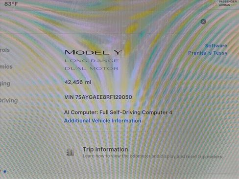 Used 2024 Tesla Model Y Long Range AWD/4WD image 11
