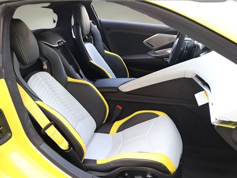 Used 2022 Chevrolet Corvette Stingray Premium Cpe RWD image 14