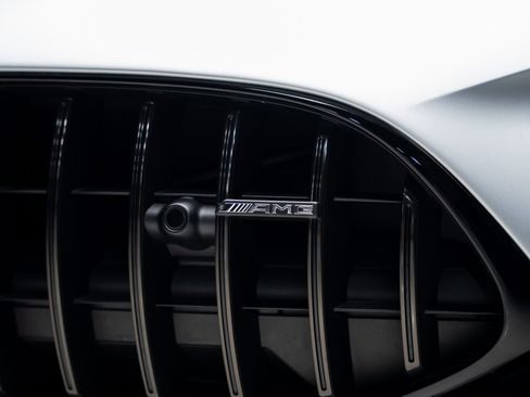 Used 2025 Mercedes-Benz AMG GT 63 image 14