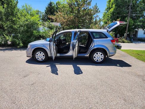 Used 2015 Dodge Journey American Value Package FWD image 27