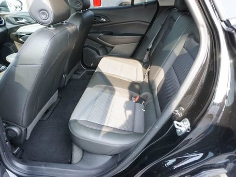 Used 2025 Chevrolet Trax LT w/ Driver Confidence Package FWD image 10