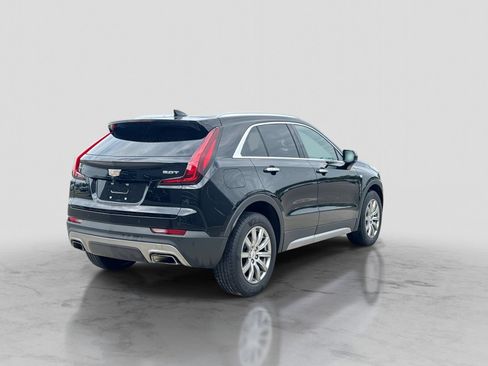 Used 2019 Cadillac XT4 Premium Luxury w/ Cold Weather Package FWD image 7
