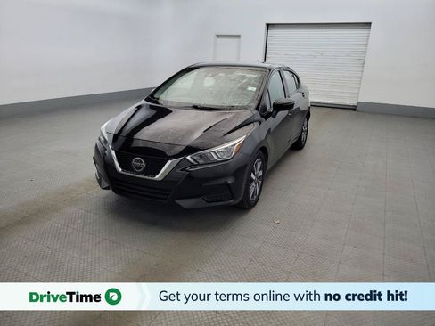 Used 2020 Nissan Versa SV FWD image 1