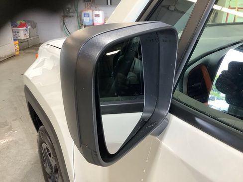 Used 2019 Jeep Renegade Sport AWD/4WD image 15